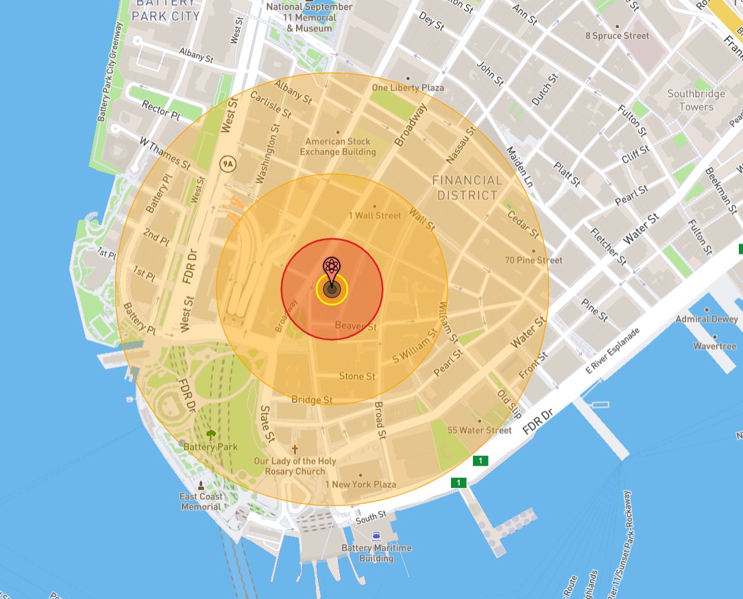 Un diagrama de los efectos de una bomba nuclear de 115 toneladas superpuesto en un mapa de Manhattan